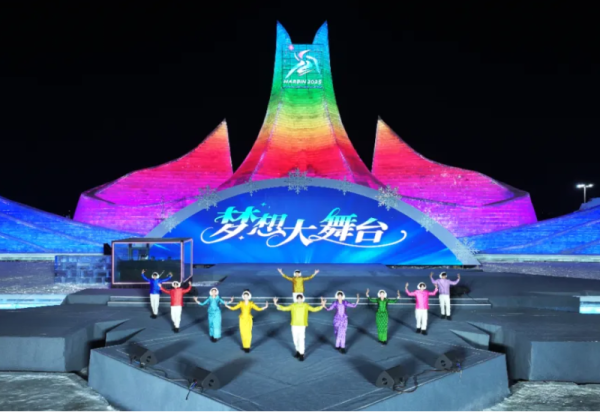 梦想大舞台再添国际元素，柬埔寨演艺团队完成首演！