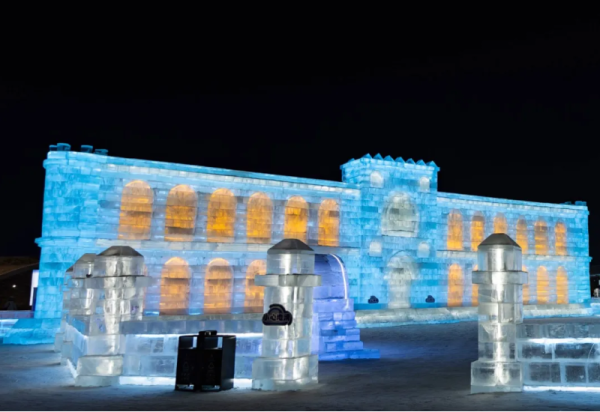 哈尔滨冰雪大世界以冰为媒 展示西亚多元魅力