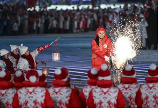 第九届亚洲冬季运动会主火炬在哈尔滨冰雪大世界点燃！