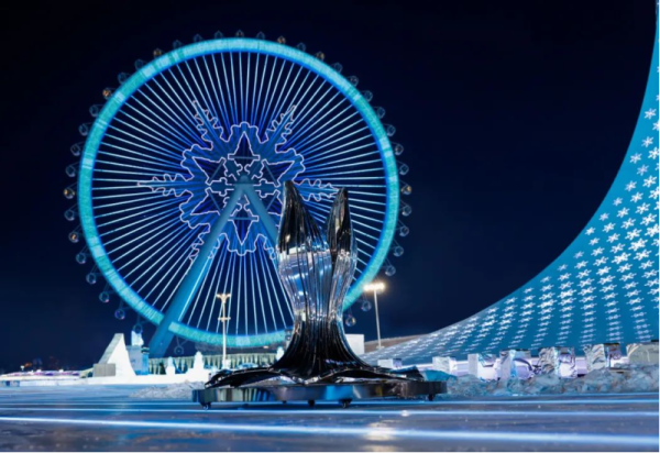 绝美瞬间！看亚冬会和哈尔滨冰雪大世界在一起有多美