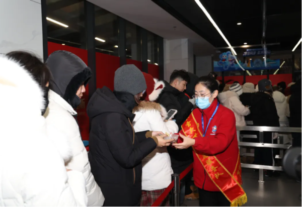 人山人海，感恩相遇！你们的不舍、祝福与期待都已收到！