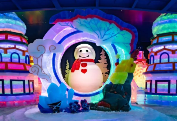 3月打卡哈尔滨冰雪大世界，限时优惠，为爱“放价”！