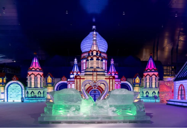 哈尔滨冰雪大世界联合哈尔滨交通广播推出专属听友福利，直播间人气超火爆！