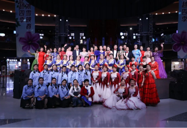 聆听春天的声音！哈尔滨冰雪大世界“唱响春天”公益演出接连上演！