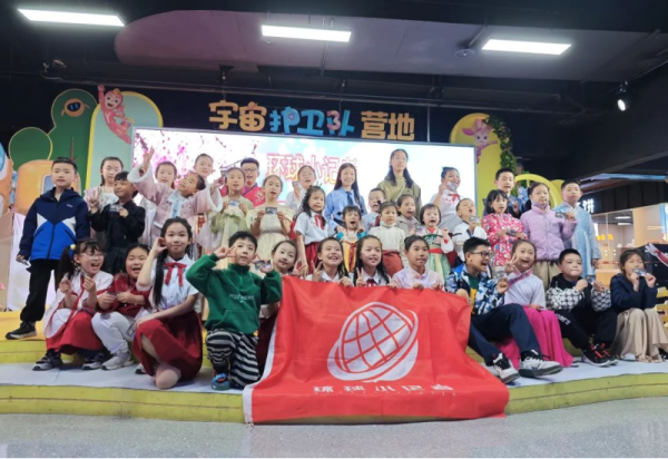 哈尔滨冰雪大世界精彩上演春悦童萌·少儿汉服表演