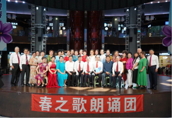 春之歌朗诵团与声之韵艺术团携手共绘冰城文化画卷