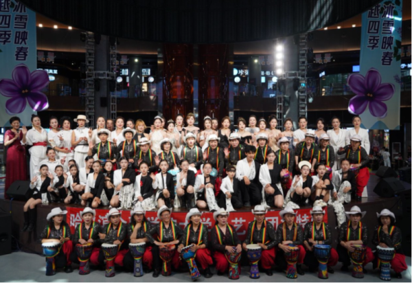 艺彩绽放 6月14日冰雪美食馆中心舞台四场主题演出闪耀冰城夏日