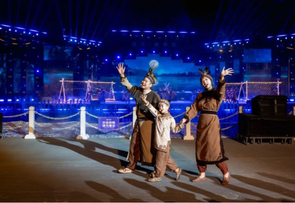 光影作画 镜头写诗 镜头下的《遇见·哈尔滨》大型江上沉浸式演出