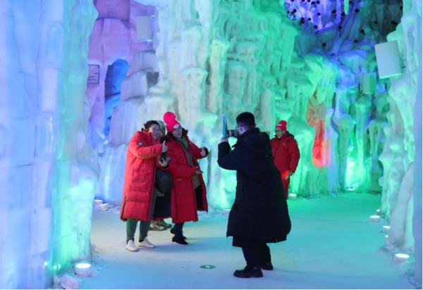 【媒体关注】业态新 创意新 哈尔滨夏日冰雪经济活力无限