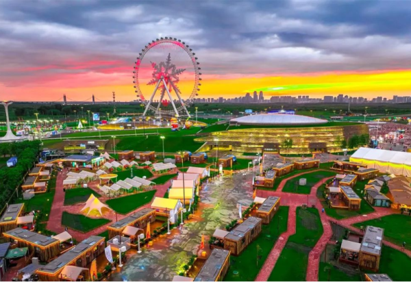 【媒体关注】冰城夏夜新玩法：冰雪大世界啤酒节解锁“狂欢”密码