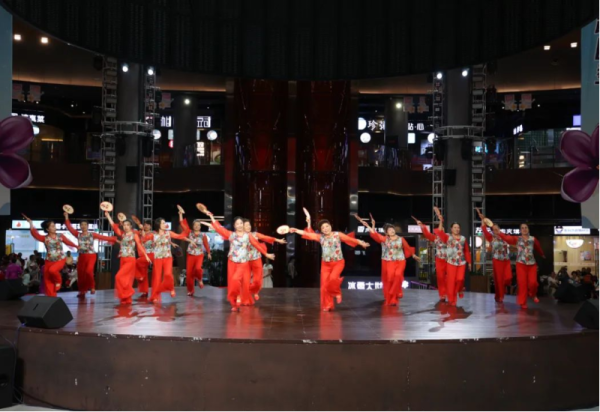 以文艺传承红色记忆 两天四场公益演出顺利举行