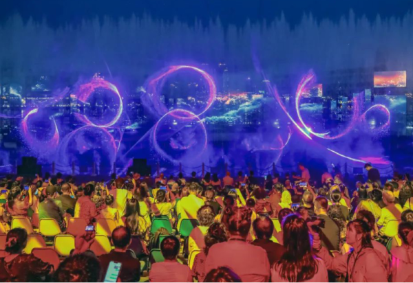 特惠门票100元/张 《遇见·哈尔滨》大型江上沉浸式演出邀您体验冰城“国际范”