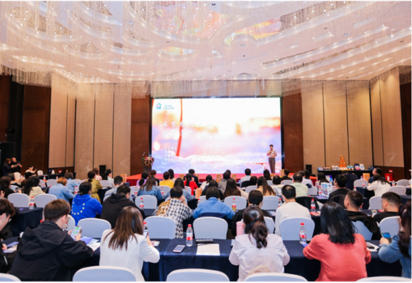 南下六座城市 发出冬日邀约 黑龙江省冰雪旅游发展促进会2025-2026冰雪季推介会即将启程