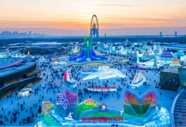 哈尔滨冰雪大世界的冰雕，除了YYDS还能这样夸！