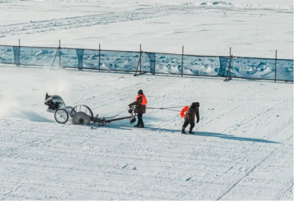 【存冰开采】松花江上采冰忙 第二十八届哈尔滨冰雪大世界开始存冰