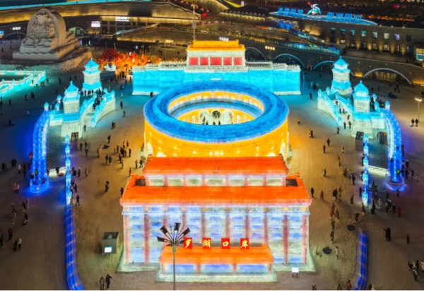 哈尔滨冰雪大世界把这些省市地标“搬进”园区