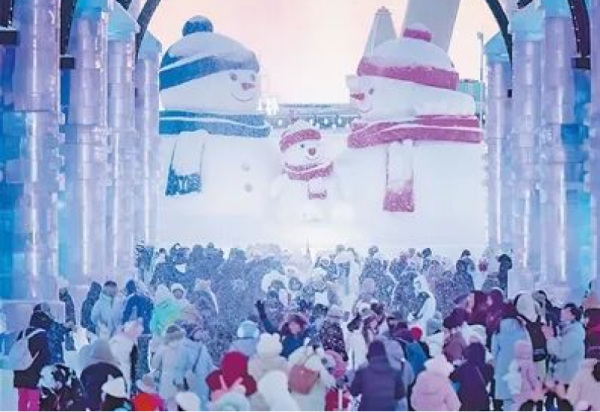 【媒体关注】冰雪大世界 体验升级人气旺（在现场）