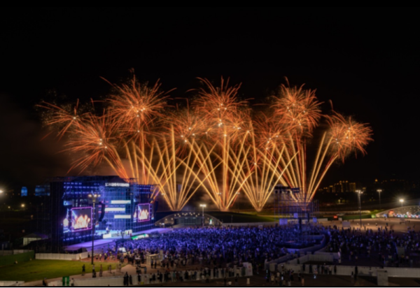 冰雪秀场《王的战车》除夕加演，邀您共赴浪漫之约！