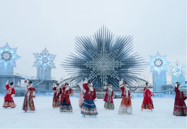 【好看】哈尔滨冰雪大世界上新春节主题演出，与大家相约精彩！