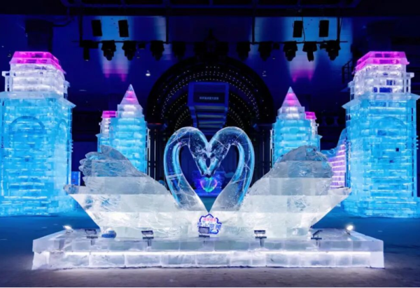 女神特惠来了！哈尔滨冰雪大世界梦幻冰雪馆女神购票可享半价，男士同行也有优惠！