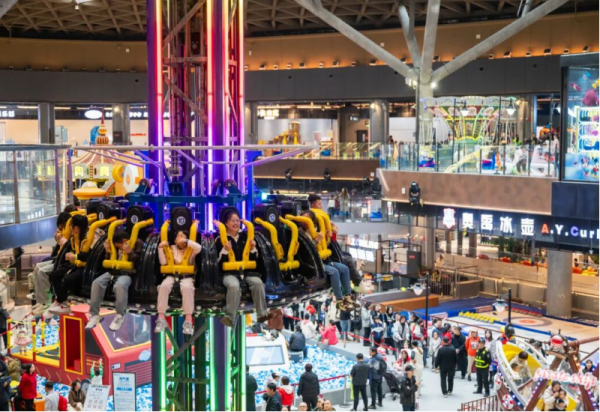 周末带娃去哪里？哈尔滨冰雪大世界邀您尽情来嗨玩！