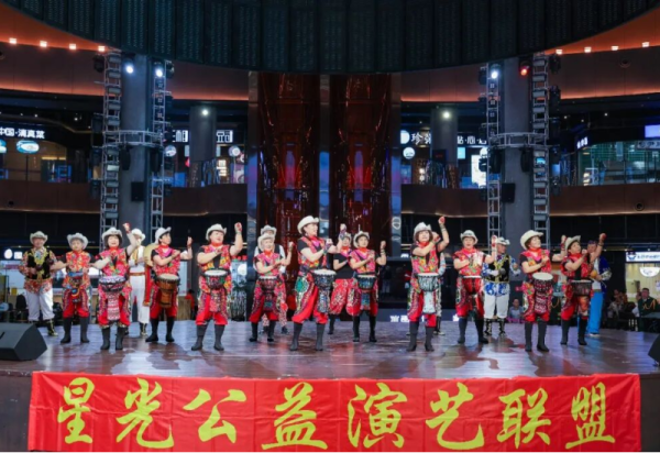 春日暖演 公益传情 星光公益演艺联盟场专场演出精彩上演