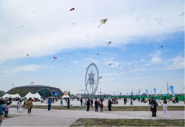 免费入园参与 左右哥重磅回归 “五一”假期来哈尔滨冰雪大世界第二届风筝节畅玩