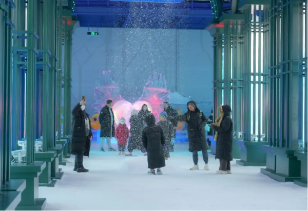 【媒体关注】四季都能“赏冰乐雪”，科技让冰雪童话永不落幕